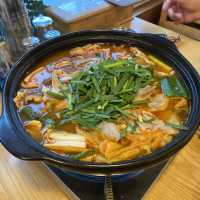 해외탐방 후 뜨끈하고 칼칼한 음식으로 추천하는 돈수백 북수원