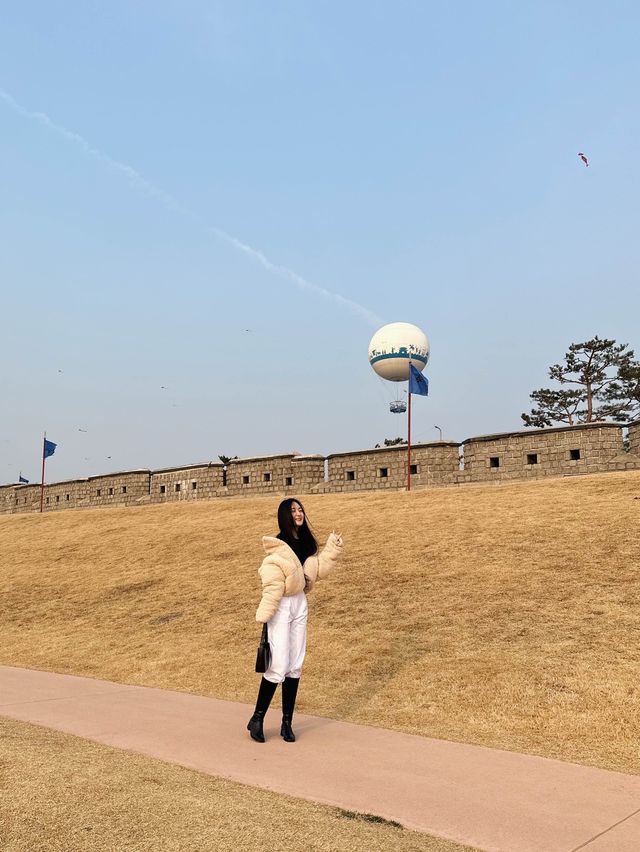 서울 근교~! 수원 화성에  날리는 연들이 한가득한 이 곳!! ‘동일포루’ 를 소개합니다⭐️