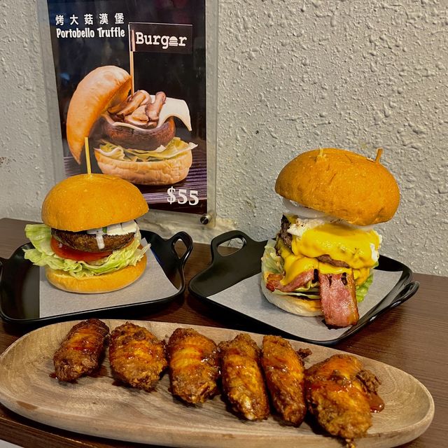 佐敦超巨大漢堡大滿足😌 佐敦超巨大漢堡大滿足😌