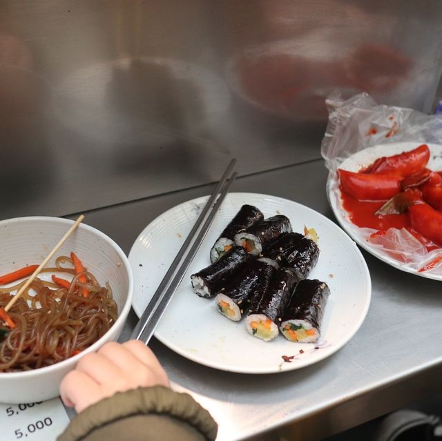 🍽️🛍️ 廣藏市場早遊記🍜🍡
