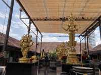 ศาลพระพิฆเนศ พิพิธภัณฑ์รวมเทพของสายมู