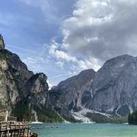 意大利🇮🇹 ｜ 隱藏在湖水中的迷離秋色 - LAGO DI BRAIES