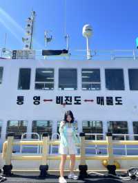 통영 바다를 즐길 수 있는 배