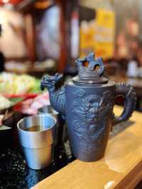 【人氣火鍋店】玲瓏浮凸花膠雞湯鍋，日本廣島蠔