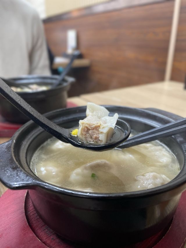 銅鑼灣｜家傳秘方藥膳湯底🤩 新鮮製造刀削麵！