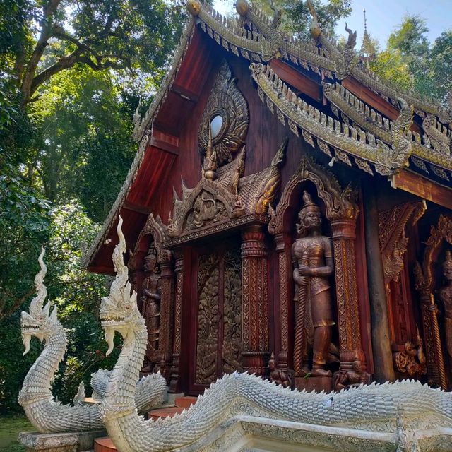 วัดเก่าแก่ในป่าลึกวัดหลวงขุนวิน