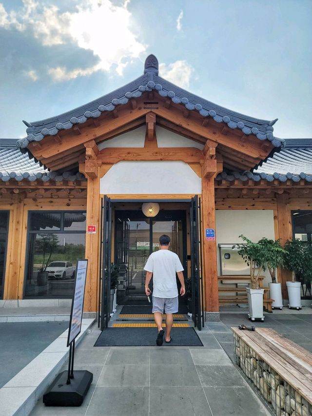 예산여행 필수코스는 한옥감성으로 즐겨요🤎