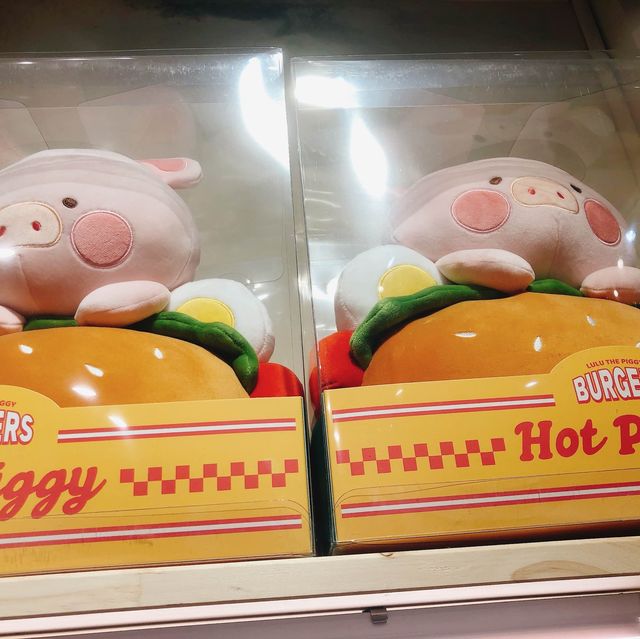 台北｜🐷🐽🐖可愛到爆的豬豬仔📍 罐頭豬LuLu豬朋引伴旅行社 (華山快閃店)