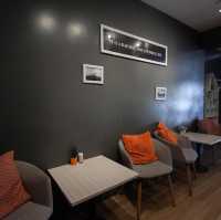 Dark 21 Cafe