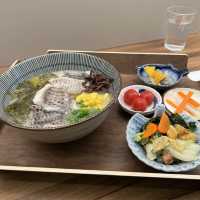 不加味精，海鮮材料煮的湯麵