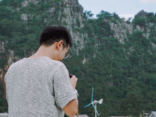 เที่ยว “บ้านมุง เนินมะปราง” ตามรอยเพลง “นะหน้าทอง”