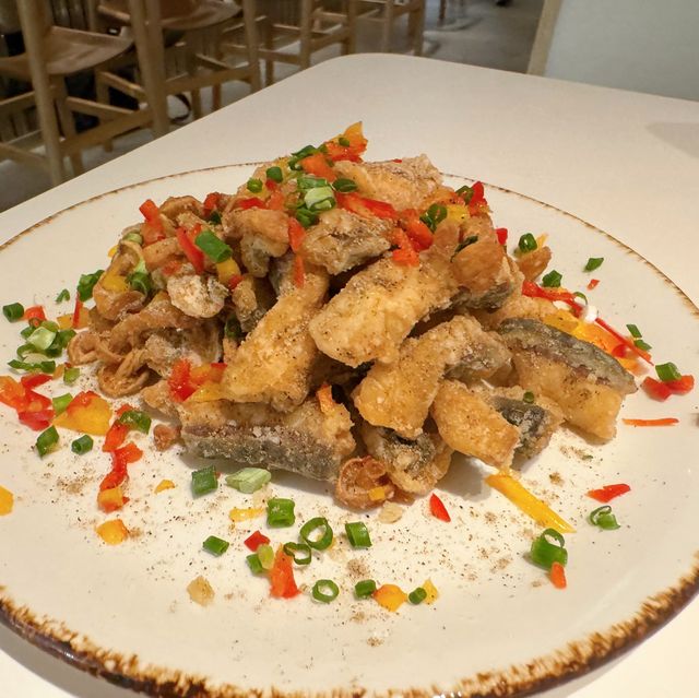 鰻魚肥美油脂香 仲有膠質佛跳牆