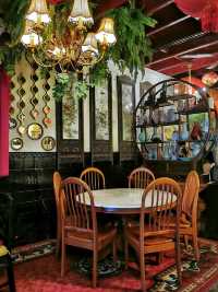 An esthetic Nyoya restaurant in George Town
