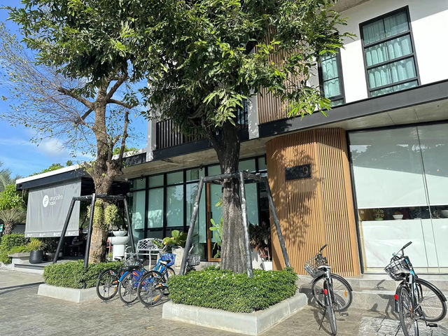 โรงแรมอนันสิตรา