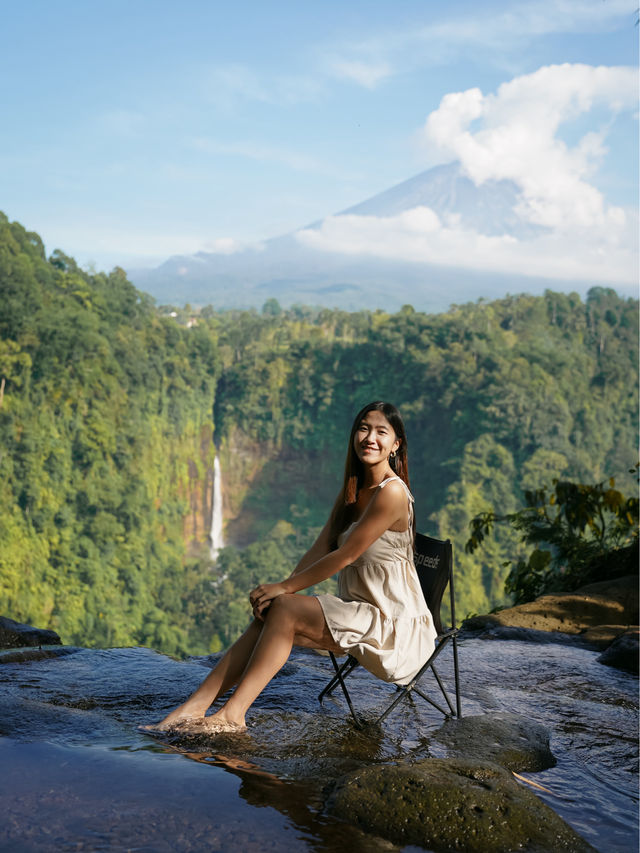 印尼 | 瀑布上方有火山 觀景台仿如仙境🧚🏻‍♀️