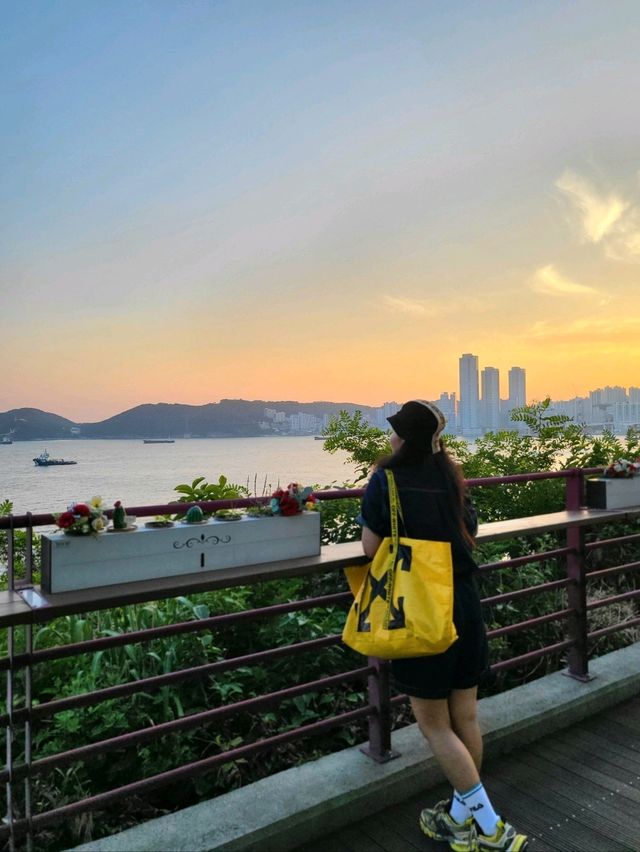 노을이 아름다운 부산 흰여울마을🧡