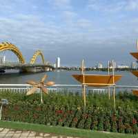 สะพานมังกรไฟ แลนด์มาร์คเมืองดานัง