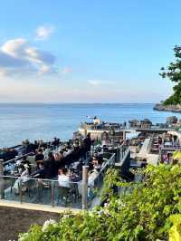 Rock Bar