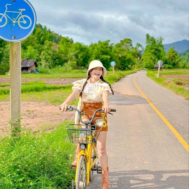 ที่พักบ่อเกลือ ริมลำธาร โอบล้อมด้วยขุนเขา