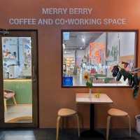 Merry Berry คาเฟ่กลางเมืองกระบี่ 