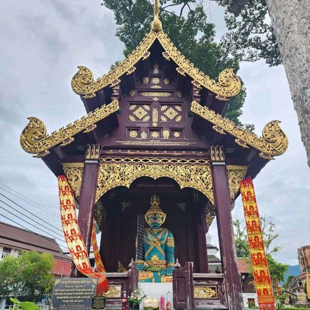 กราบพระแก้วหยก ขอพรกุมภัณฑ์ 📍วัดเจดีย์หลวง