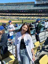 ドジャースタジアムで野球観戦