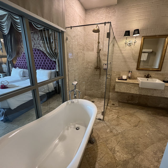 โรงแรม mövenpick เขาใหญ่