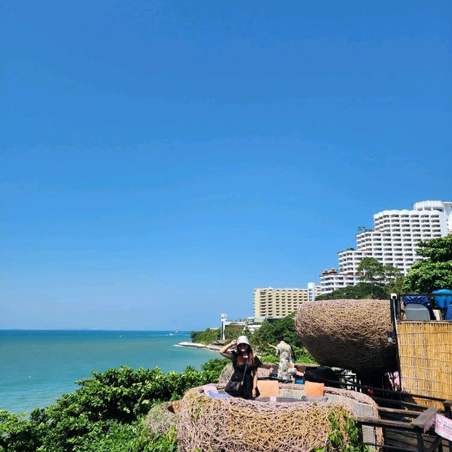 Mermaid Cafe with sea view