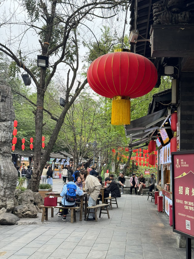 Jilli Street 🚶‍♀️🏯