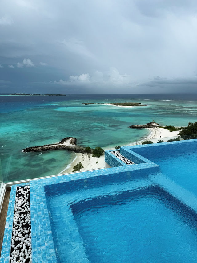🏢 At the top of Maldives! 