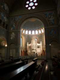 Votive Church โบสถ์ใหญ่กลางเมืองแซแกด