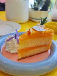 คาเฟ่ สุดคิ้วท์ ใจกลางบางนา 