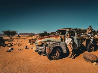 [นามิเบีย] เต็มไปด้วยบรรยากาศย้อนยุค ✨ จุดถ่ายรูปเก๋ๆ กลางทะเลทราย