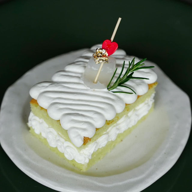  Ling Chen Cafe 