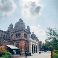THE FAMOUS LAHORE MUSEUM.