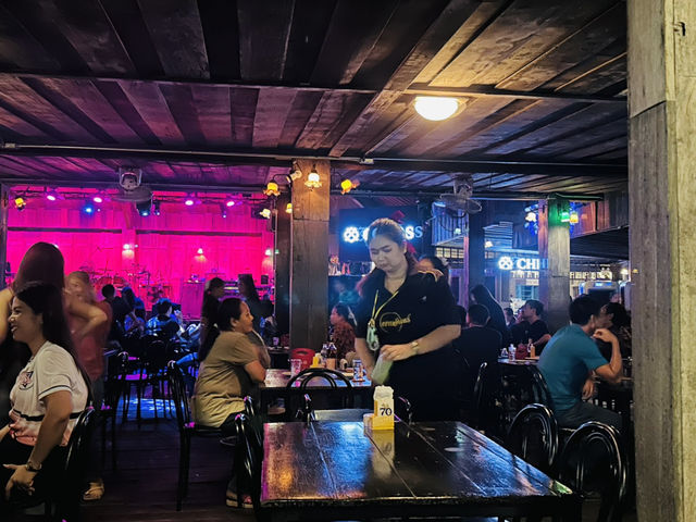 ร้านฝากจันทร์ จ.จันทบุรี