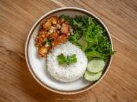 Dee Café & Eatery ร้านเปิดใหม่ในเมืองเก่าตะกั่วป่า