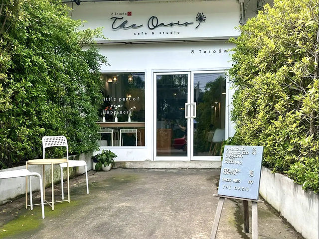 The oasis cafe and studio คาเฟ่ลับสมุทรปราการ