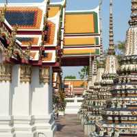 The Splendor of Wat Phra Chetuphon: Bangkok’s Reclining Treasure