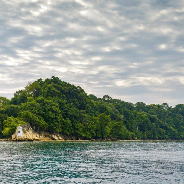  Unraveling the Emerald Isle: A Blissful Havelock Island Getaway