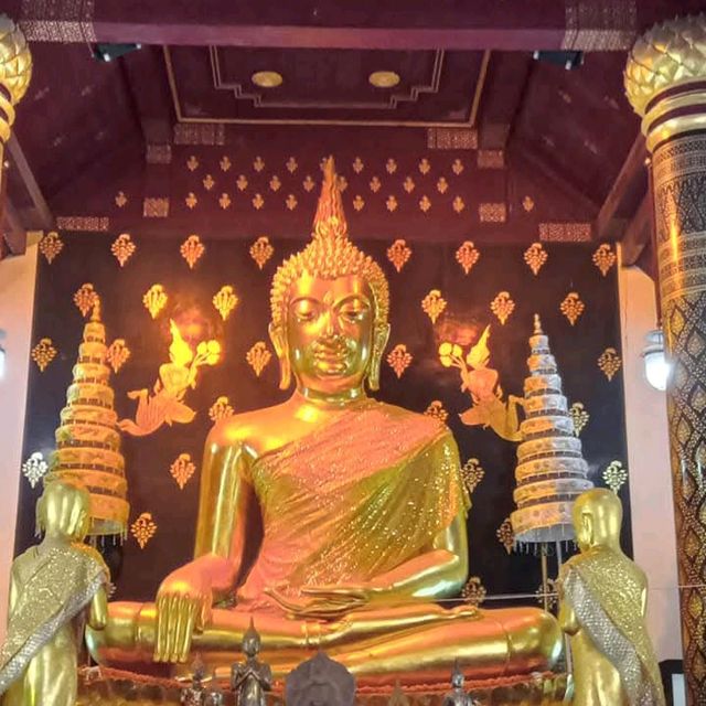 กราบสักการะ🙏พระพุทธชินราช