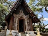 พิพิธภัณฑ์บ้านดำ ศิลปินแห่งชาตินายถวัลย์ ดัชนี
