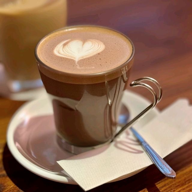popular cafe