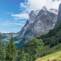 【スイス】グリンデルワルト🇨🇭山々に囲まれた街⛰️