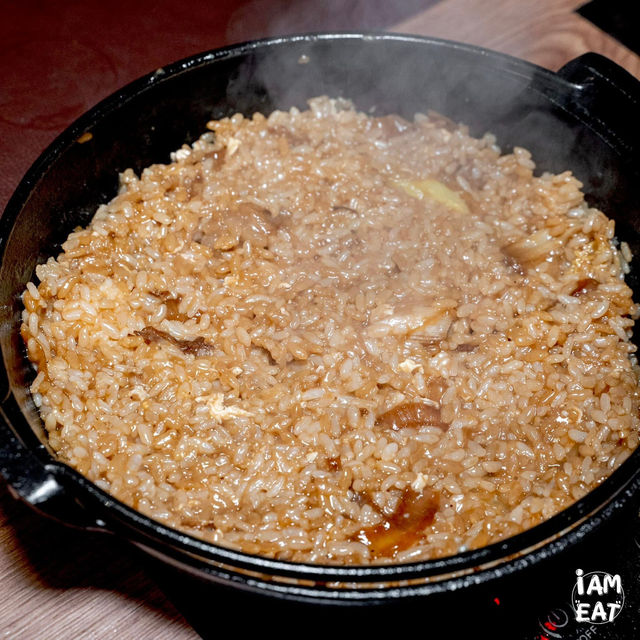 ชาบูชาบู สุกี้ยากี้น้ำดำสไตล์คันไซจากประเทศญี่ปุ่น