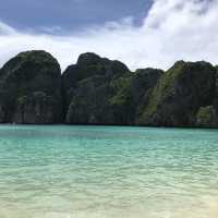 เที่ยวทะเลน้ำใสมากๆที่กระบี่ 🏝️