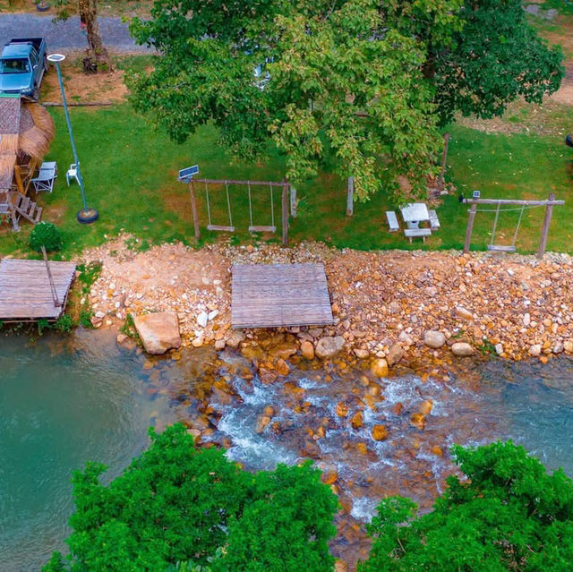 ลานกางเต็นท์ และที่พักติดริมน้ำสระบุรี