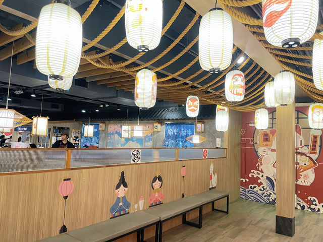 พากินฮอตพอท หม่าล่าชื่อดังย่านซีเหมินติง!