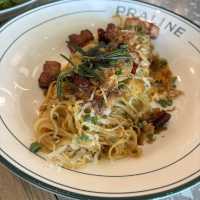  Praline ราชพฤกษ์ – คาเฟ่สวย อาหารอร่อย