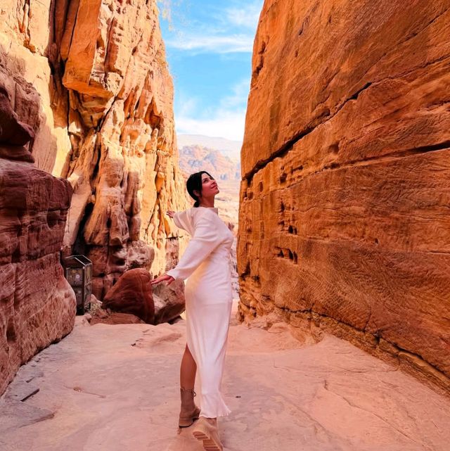 🏜️ Must-Visit Places in Petra, Jordan 🏺